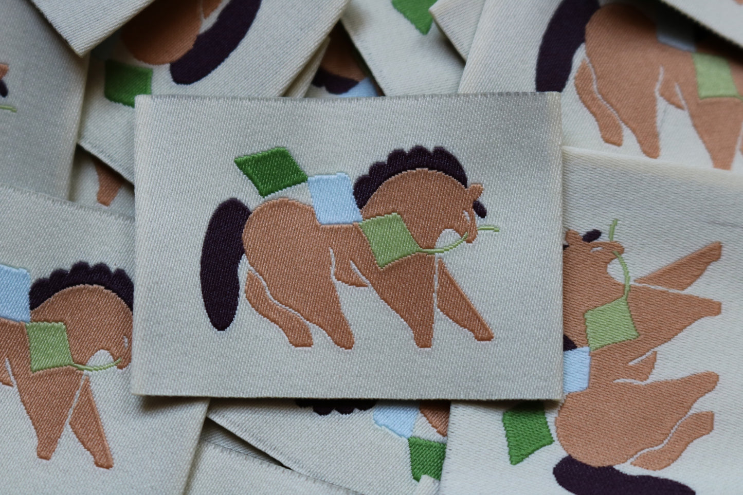 Étiquettes collab' Apolline Muet X Domum